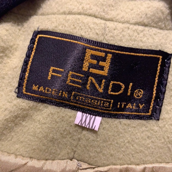 FENDI - Picture 2 of 4